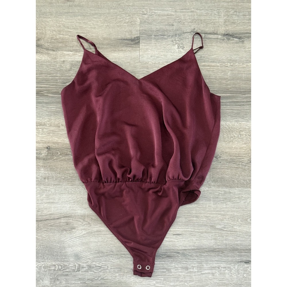 Express Womens Burgundy Satin V-Neck Cami Bodysuit Small Maroon Adjustable Strap
